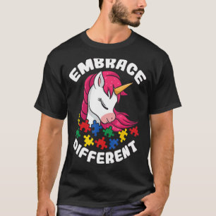 Camiseta Abraçar Diferentes Peças de Puzzle de Autismo de U