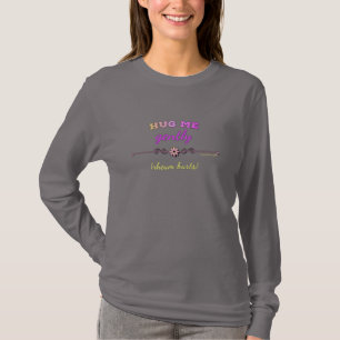 Camiseta Abrace-me delicadamente no rosa brilhante na luva