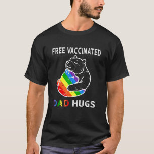Camiseta Abraços De Pai De Urso Vacinado Gratuito Lgbt Lgbt