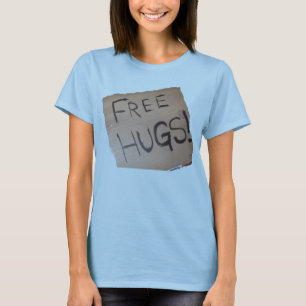 CAMISETA ABRAÇOS LIVRES