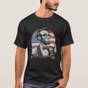 Camiseta Abraham Lincoln Bebendo a Bandeira Americana do Di