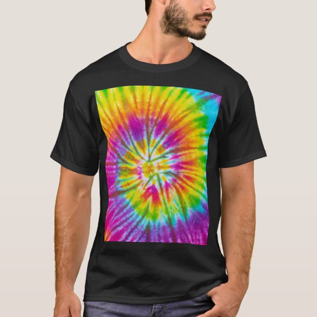 Camiseta Abstrato de Ti-Ti Colorida. (Frente)
