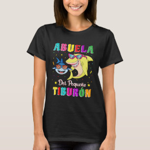 Camiseta Abuela del Pequeño Tiburón nieto cumpleaños tiburó