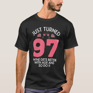 Camiseta Acabei De Transformar 97 Vinhos Melhor Com 97 Anos
