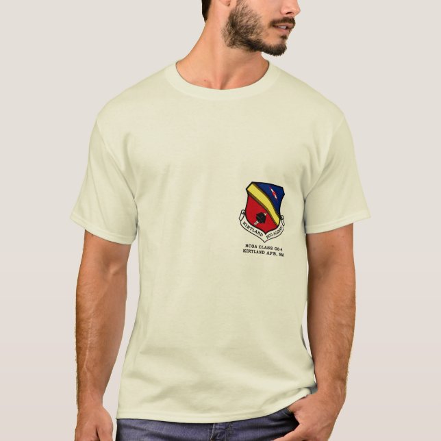Camiseta Academia de Kirtland AFB NCO (Frente)
