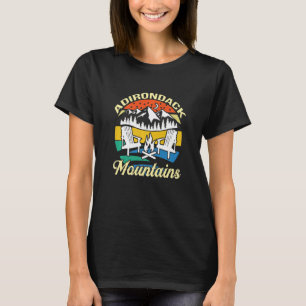 Camiseta Acampamento de Adirondack Mountain Caminhando pelo