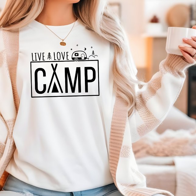 Camiseta Acampamento de Amor Moderno Simples ao Ar Livre (Criador carregado)