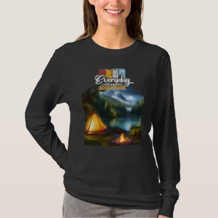 Camiseta Acampamento de Aventura em Floresta