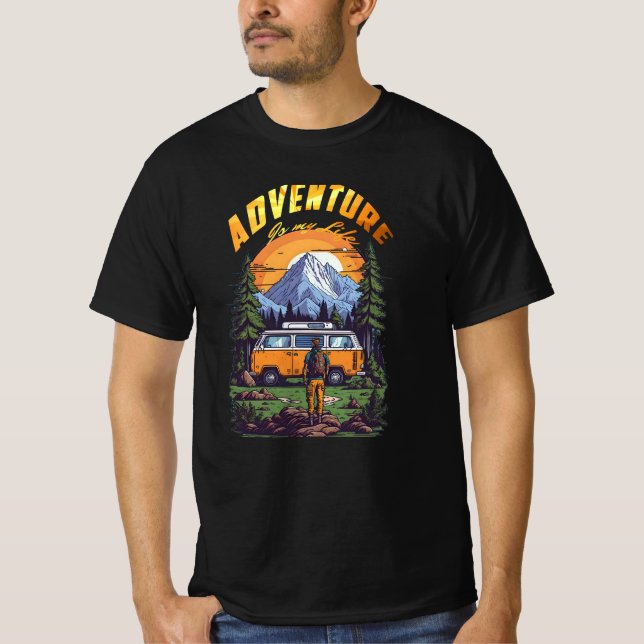 Camiseta Acampamento de Aventura em Floresta (Frente)