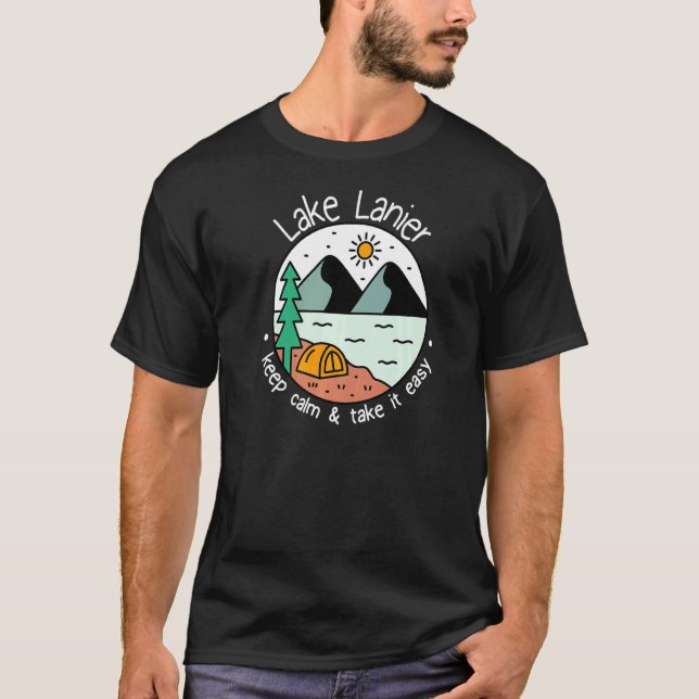 Camiseta Acampamento de Barcos de Pesca  Relaxe no Lago Lan (Frente)