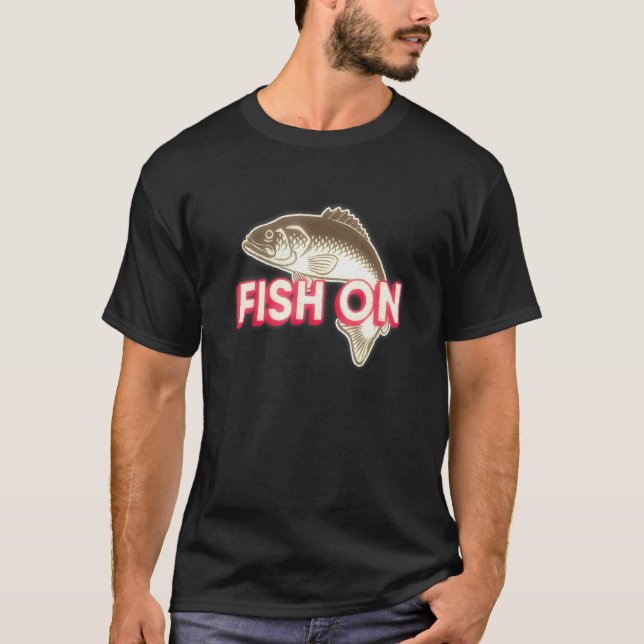 Camiseta Acampamento de Pesca Vintage Fish On (Frente)