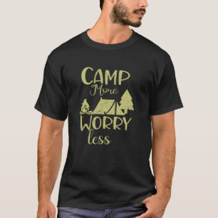 Camiseta Acampamento Mais Preocupante Menos, Acampamento En