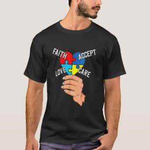 Camiseta Aceitação Mão Coração Peças do Quebra-cabeça Consc