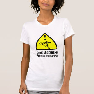 Camiseta Acidente da bicicleta que espera para acontecer