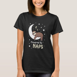 Camiseta Acionado por Naps Cute Sleepy Sloth Crescent Moon 