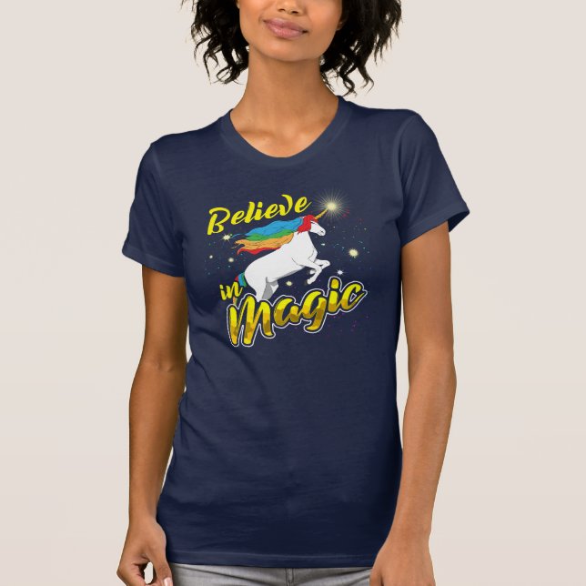 Camiseta Acredite em um Unicórnio Magic Cute (Frente)