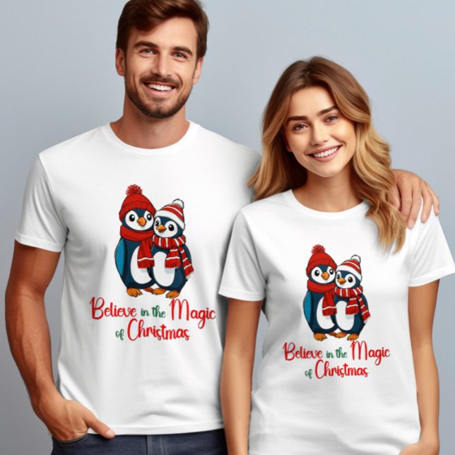 Camiseta Acredite na magia do Pinguim de Natal (Criador carregado)