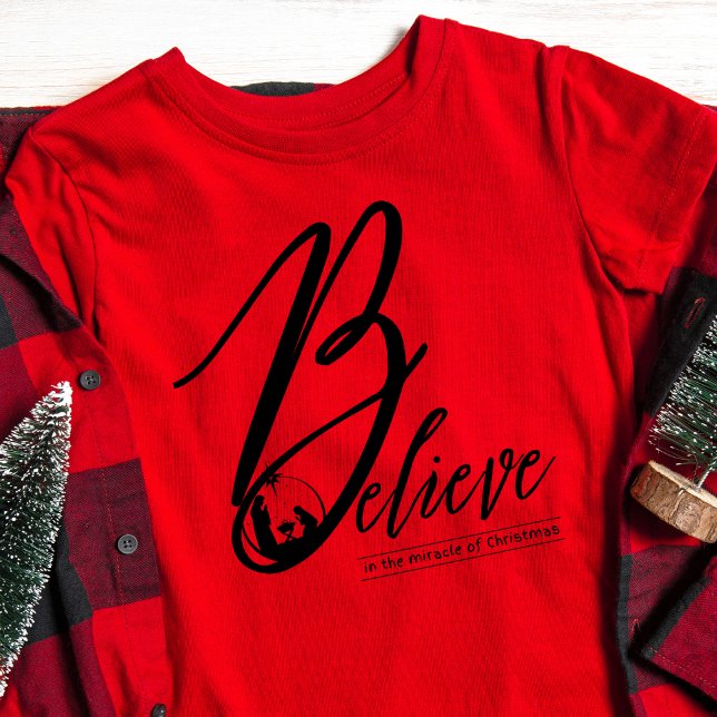 Camiseta Acredite No Milagre Do Jovem De Natal (Criador carregado)