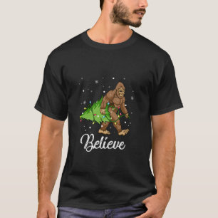 Camiseta Acreditem Papais noeis Bigfoot As Luzes De Árvore 