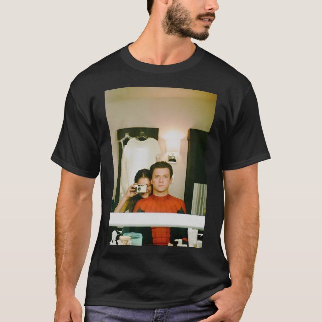 Camiseta Adesivo Tom E Zendaya  (Frente)