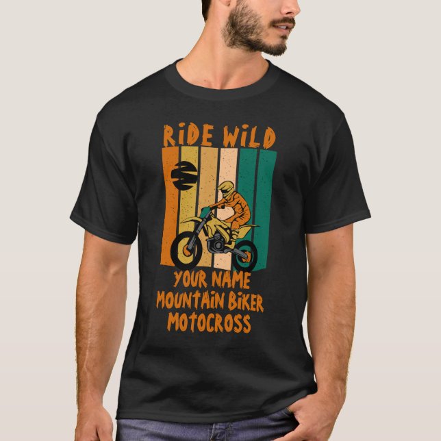 Camiseta Adicionar Nome Alterar TODO Tipo de Texto Curva Mo (Frente)