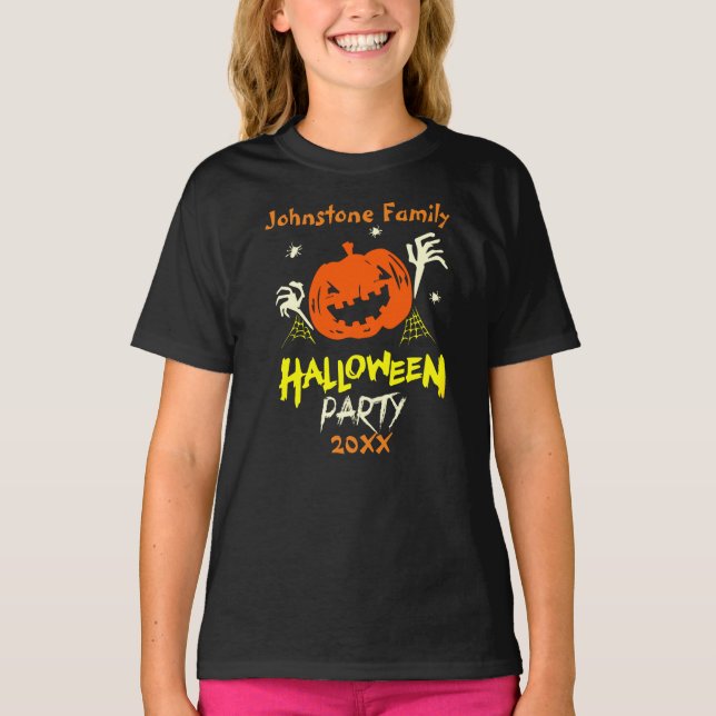 Camiseta Adicionar Nome da Família Ano Festa Halloween Edit (Frente)