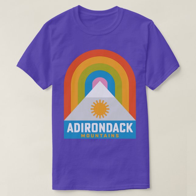Camiseta Adirondack Mounains New York Rainbow Hiking (Frente do Design)