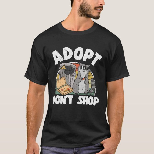 Camiseta Adopt Don t Shop Trash Garbage Panda Raccoon  4 (Frente)