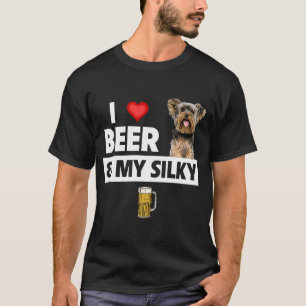 Camiseta Adoro Cerveja e Meu Cachorro Sensateado A Mãe Bebe
