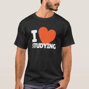 Camiseta Adoro Estudar Coração
