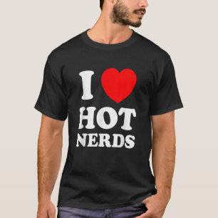 Camiseta Adoro Nerd Quentes de Coração Geek Adulto