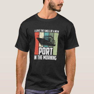 Camiseta Adoro O Cheiro De Um Novo Porto Na Cru Da Manhã