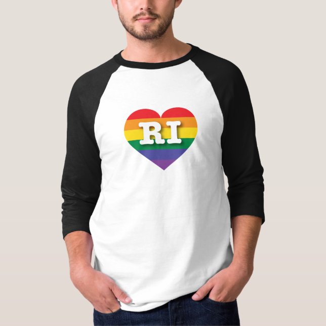 Camiseta Adoro Rhode Island Rainbow Heart (Frente)