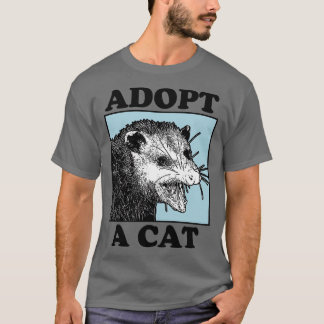 Camiseta Adotar Uma Capa De Gato Longa