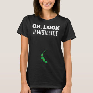 Camiseta Adult Humor Christmas Mistletoe Dirty Santa Under