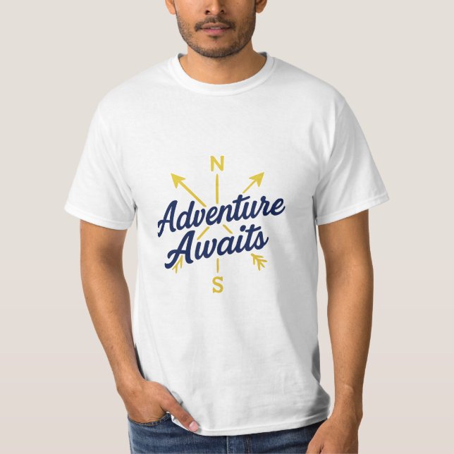 Camiseta Adventure Aguarda Viagem Cotação T-Shirt (Frente)