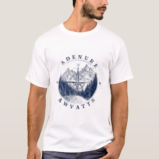 Camiseta Adventure Awaits Compass (Frente)