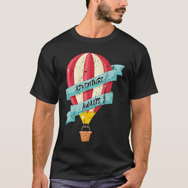 Camiseta Adventure Awaits Hot Air Balloon Design Ballooning (Frente)