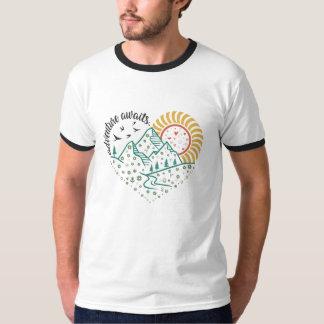 Camiseta Adventure Awaits – Retro Mountain & Sun Nature