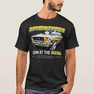 Camiseta Adventure Begins at the ignition sport car funny