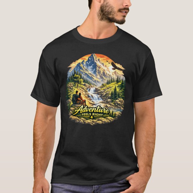 Camiseta Adventure Feels Right Vacation Shirt USA (Frente)
