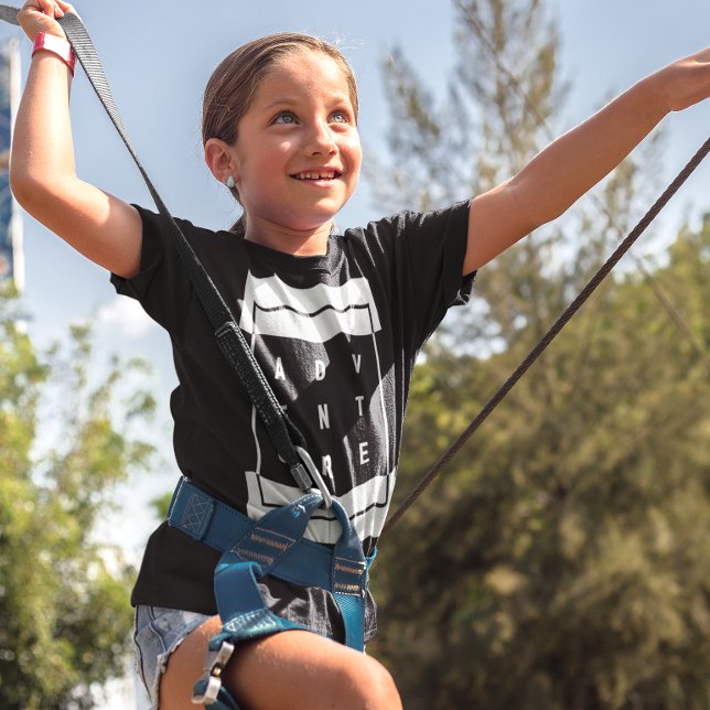 Camiseta Adventure Typo (Kid having her best adventures)