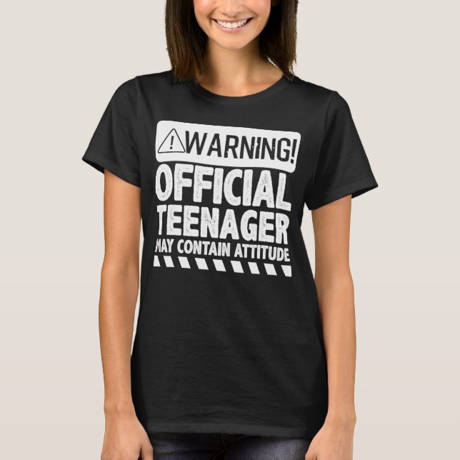 Camiseta Advertência O Adolescente Oficial Pode Conter Atit (Frente)