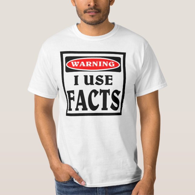 Camiseta Advertir, eu uso fatos (Frente)