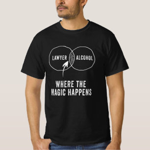 Camiseta Advogado álcool onde a magia acontece