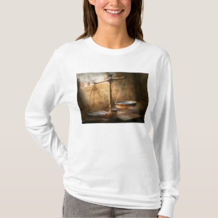 Camiseta Advogado - Escala - Lei equilibrada