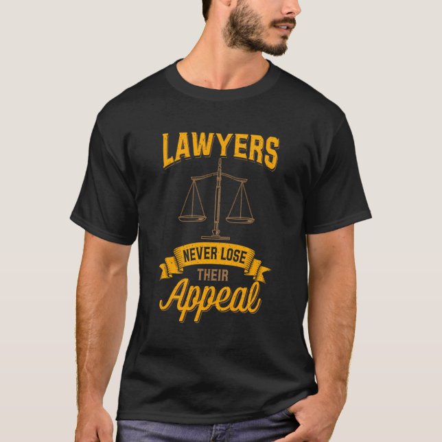 Camiseta Advogados nunca Perder Faculdade de Direito Engraç (Frente)