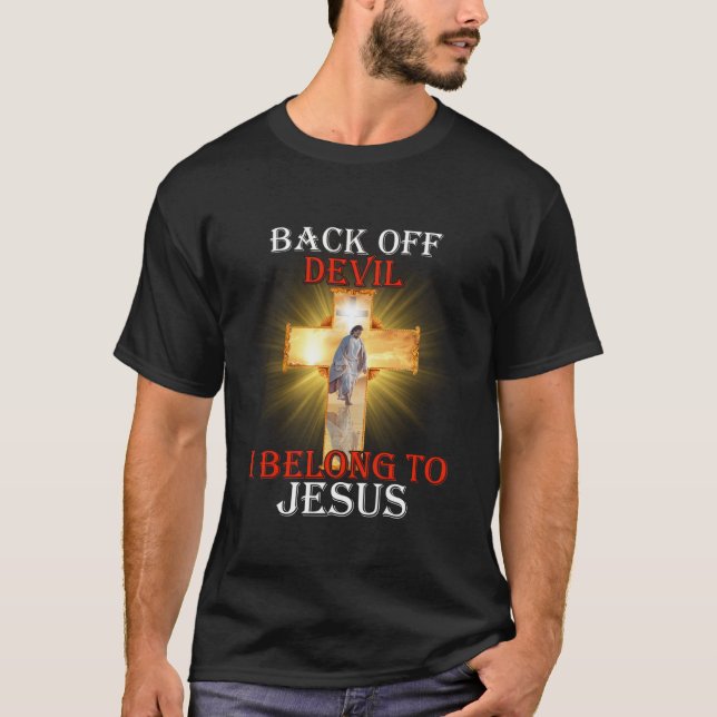 Camiseta Afastem-Se O Diabo Que Pertenço A Jesus Cristão (Frente)