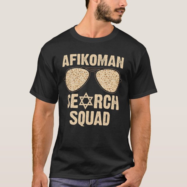 Camiseta Afikoman Search Squad Funny Passover Seder Sunglas (Frente)