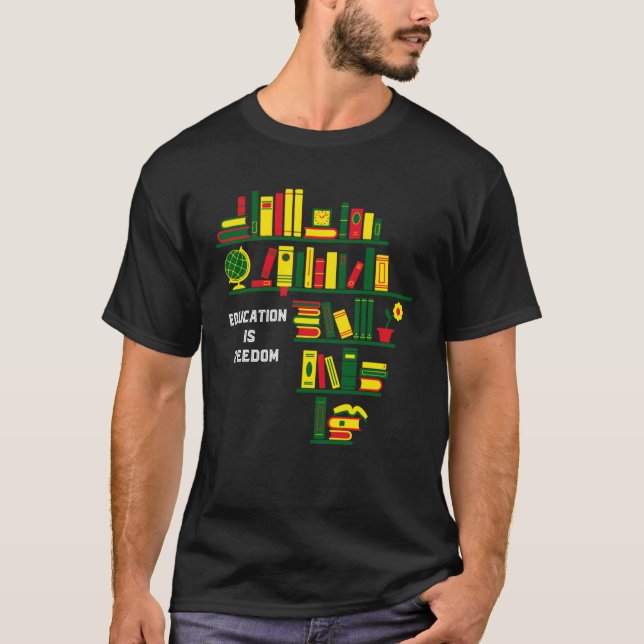 Camiseta Africa Education Is Freedom Library Book  Black Hi (Frente)